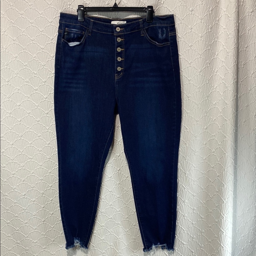 KanCan size 3X Dark  Indigo Ankle Jeans distressed hem stretch button fly stretc